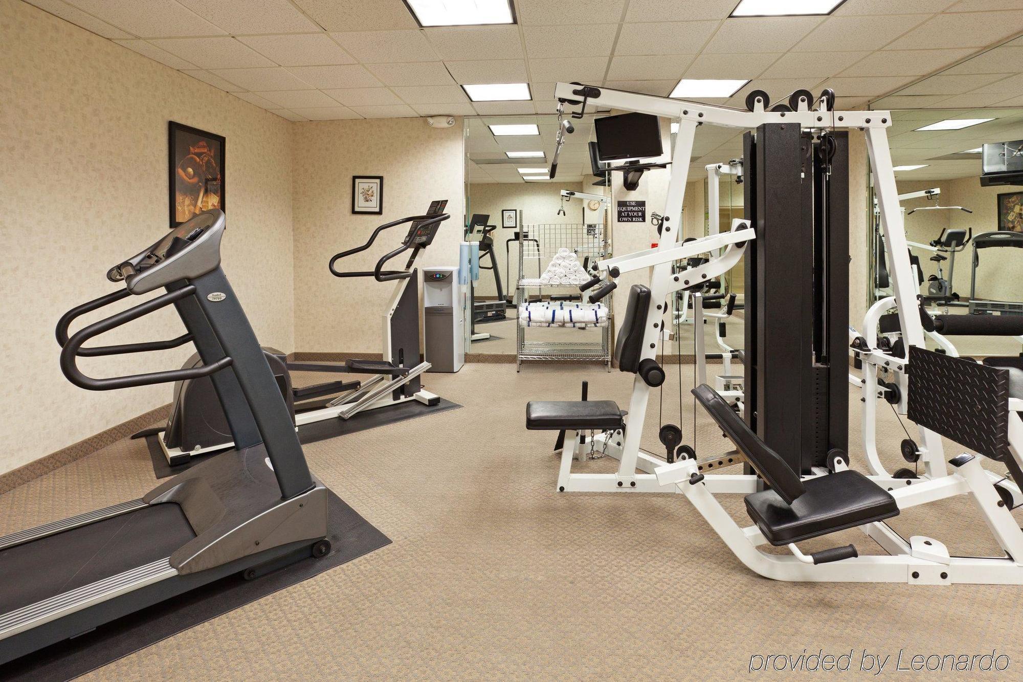 Fairfield Inn & Suites By Marriott Charlotte Uptown Съоръжения снимка